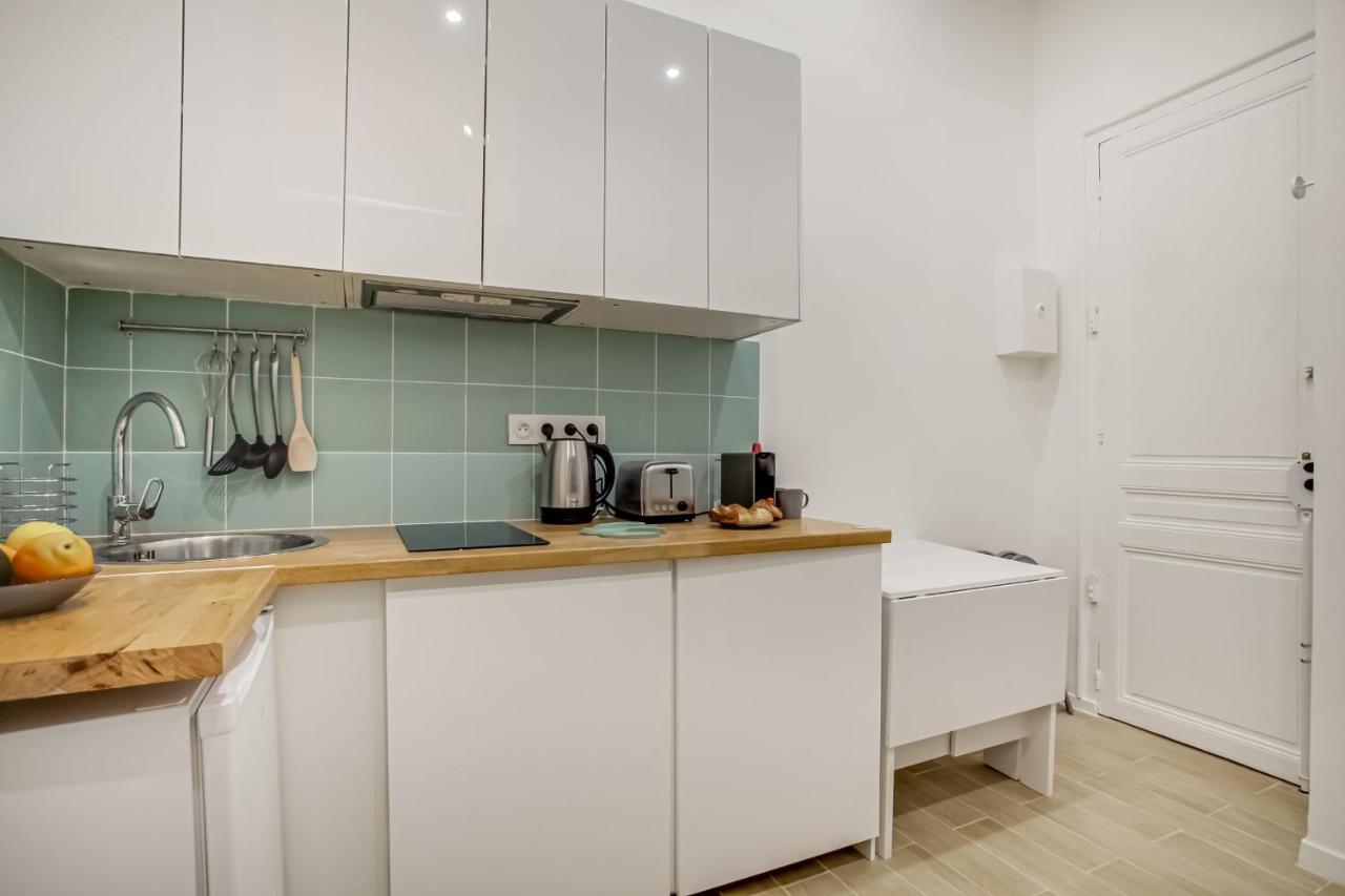 Flat For 4 Located In The Heart Of Paris Exterior foto